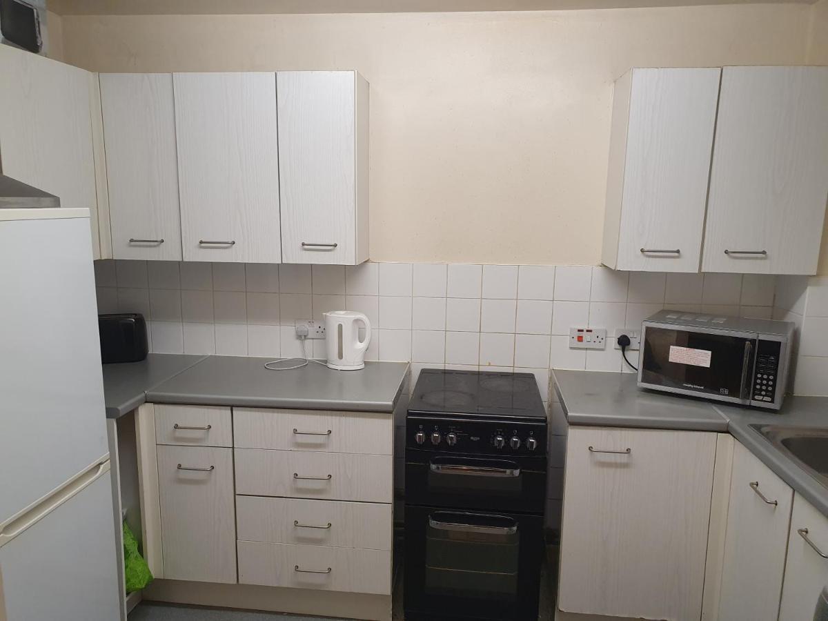 Olympus Apartment Лондон Экстерьер фото